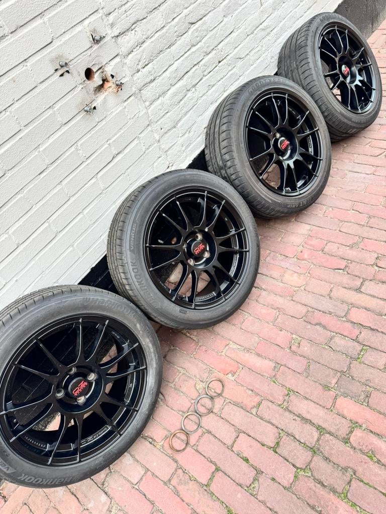 OZ Ultraleggera 7J x 16” 4x100 (VW centreerringen), Ophalen, Gebruikt, 16 inch, Banden en Velgen