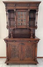 Mechelse kast tegen elk aannemelijk bod, Ophalen