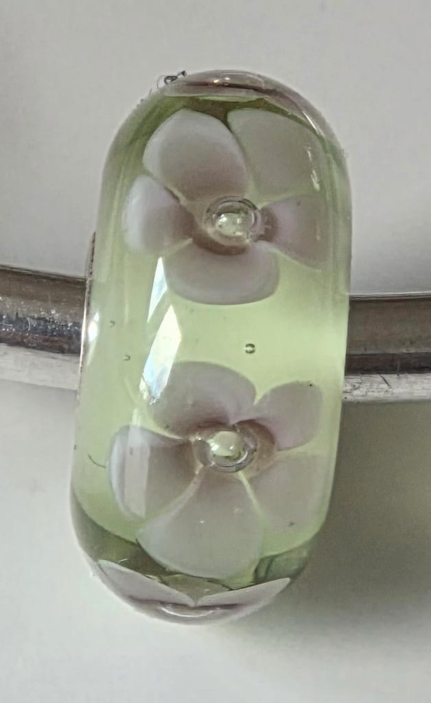 Trollbeads PASTELBLOEM, Sieraden, Tassen en Uiterlijk, Bedels, Zo goed als nieuw, Trollbeads, Zilver, 1 bedel, Verzenden