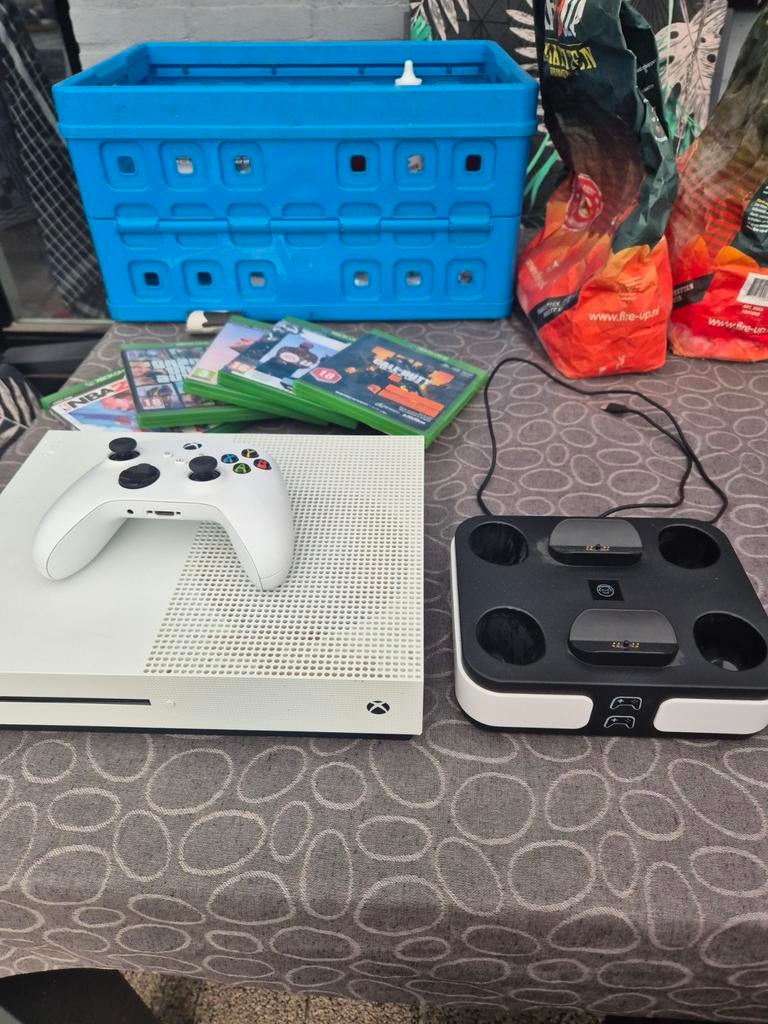 Xbox One S met controller, oplader en games, Spelcomputers en Games, Spelcomputers | Xbox One, Ophalen of Verzenden