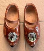 Klompen maat 21 met fries paard kleur bruin., Kinderen en Baby's, Jongen of Meisje, Overige typen, Ophalen of Verzenden, Zo goed als nieuw