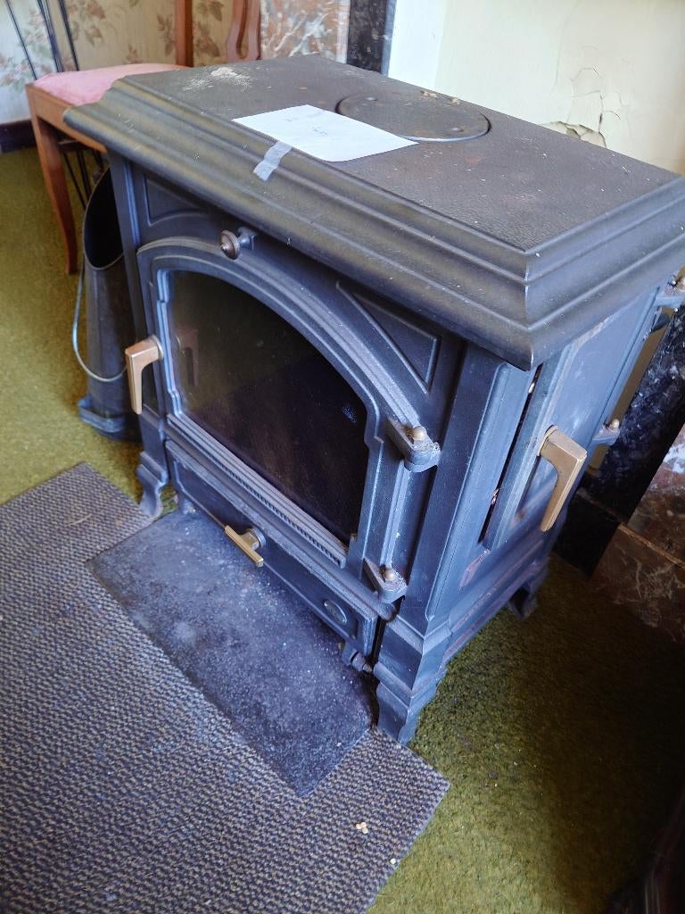 Authentieke gietijzeren kolenkachel, Ophalen, Gebruikt, Hout, Houtkachel