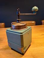 Mooie koffiemolen, Antiek en Kunst, Antiek | Keukenbenodigdheden, Ophalen of Verzenden