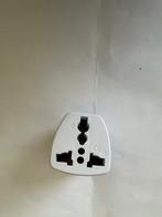 Travel Plug / Power Adapter (10A 250V), Ophalen of Verzenden, Zo goed als nieuw, Stekker
