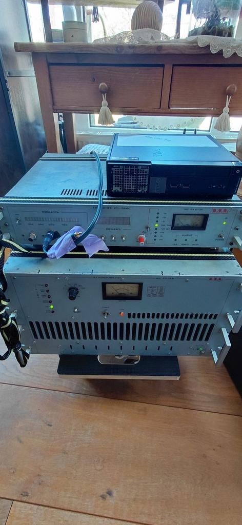 RVR PJ 1000 en RVR PTX 30 FM Zender Set, Ophalen, Zender