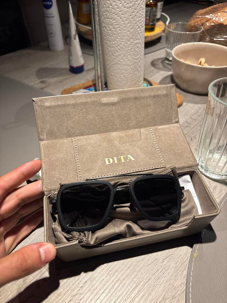 Dita zonnebril in uitstekende staat, inclusief accessoires, Sieraden, Tassen en Uiterlijk, Zonnebrillen en Brillen | Heren, Overige merken