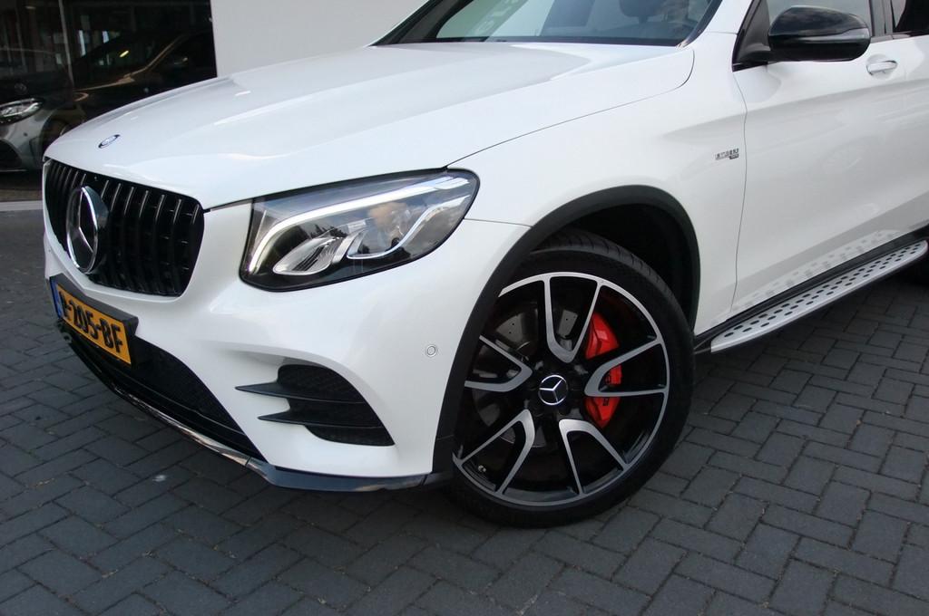 Mercedes-Benz GLC AMG 43 4MATIC / Diamantweis (parelmoer) Tr, Auto's, Mercedes-Benz, Automaat, Gebruikt, Euro 6, 368 pk