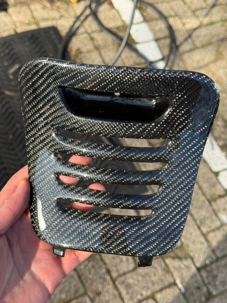 Vespa S/Lx bougiekap carbon, Ophalen of Verzenden, Zo goed als nieuw, Kap