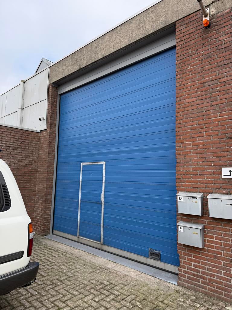 Goed werkende roldeur met loopdeur., Doe-het-zelf en Verbouw, Rolluiken, Ophalen, Gebruikt, Overige kleuren, 200 cm of meer