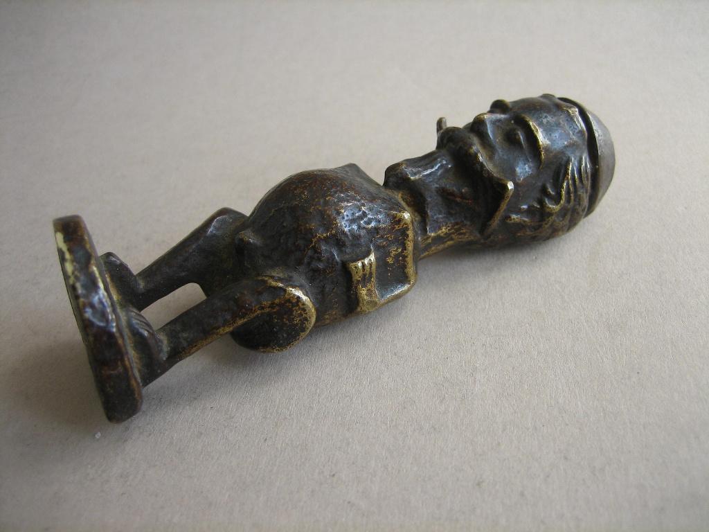 Oud beeldje brons karikatuur Napoleon III op Afrikaans lijf, Antiek en Kunst, Antiek | Koper en Brons, Ophalen of Verzenden