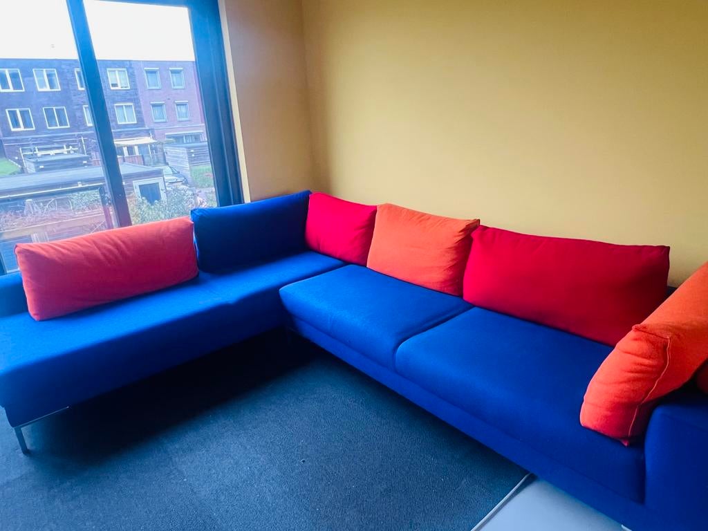 Aikon Lounge van Design on Stock (bieden via bericht), Ophalen, Gebruikt, Hoekbank, 300 cm of meer