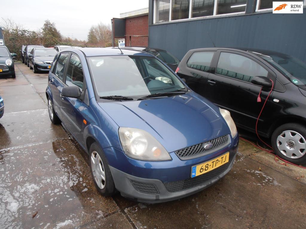 Ford Fiesta 1.3-8V Champ airco st bekr 5 deurs elek pak nap, Auto's, 1299 cc, 4 cilinders, Blauw, Startonderbreker