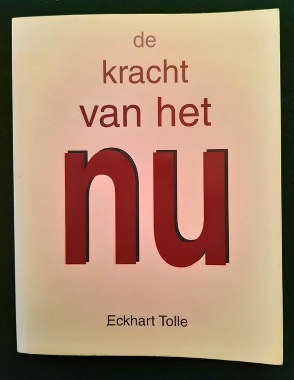 De Kracht van het Nu - Eckhart Tolle, Achtergrond en Informatie, Spiritualiteit algemeen, Ophalen of Verzenden, Zo goed als nieuw