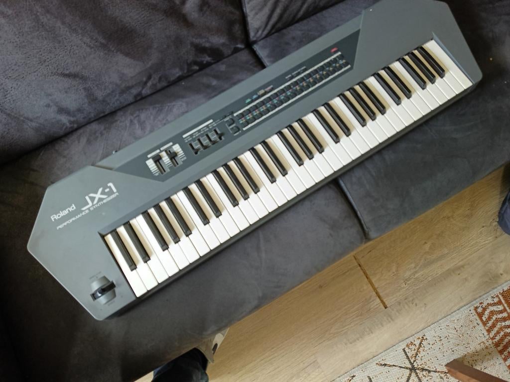 Roland JX-1 Performance Synthesizer - Vintage Synth, Muziek en Instrumenten, Ophalen, Roland, Met midi-aansluiting, 61 toetsen