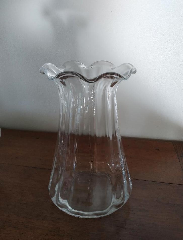 Groot model design vaas, handgemaakt, gemerkt dartington, Huis en Inrichting, Woonaccessoires | Vazen, Zo goed als nieuw, Overige kleuren