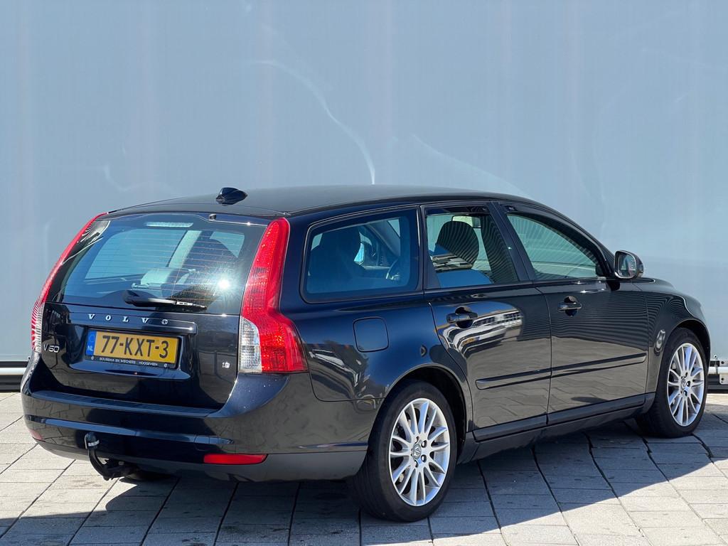 Volvo V50 BWJ 2010 | 1.8I 126PK Sport | TREKHAAK | NAVI | 17, Auto's, Voorwielaandrijving, Stof, Gebruikt, Zwart