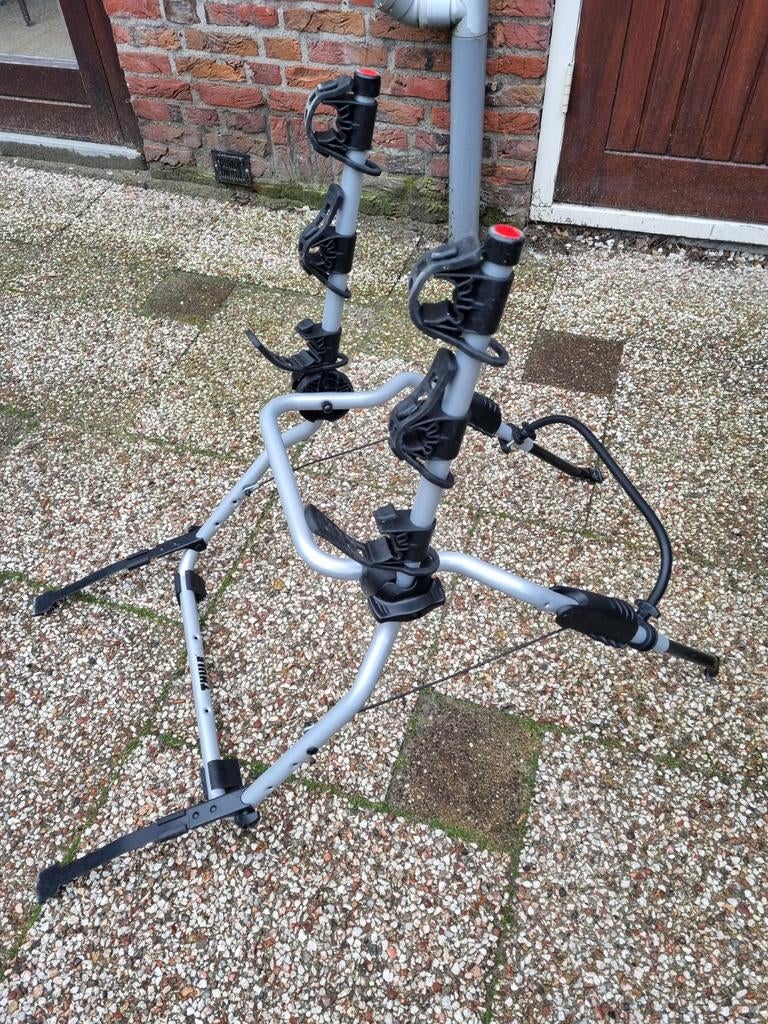 Thule fietsendrager voor op achterklep, Ophalen