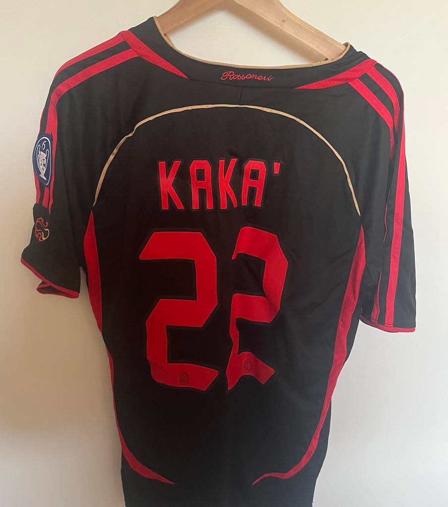 Kaka AC Milan retro voetbalshirt maat L, Verzamelen, Sportartikelen en Voetbal, Ophalen of Verzenden, Zo goed als nieuw, Buitenlandse clubs