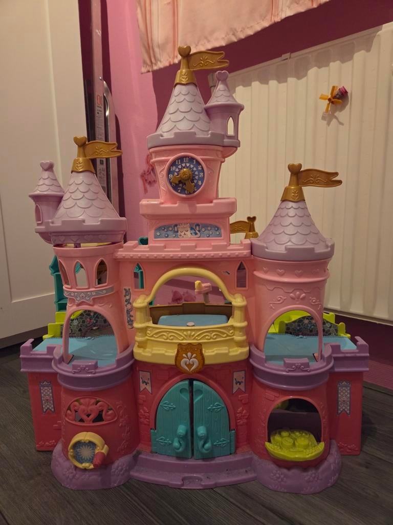 Vtech vrolijke vriendjes kasteel, Ophalen, Poppenhuis