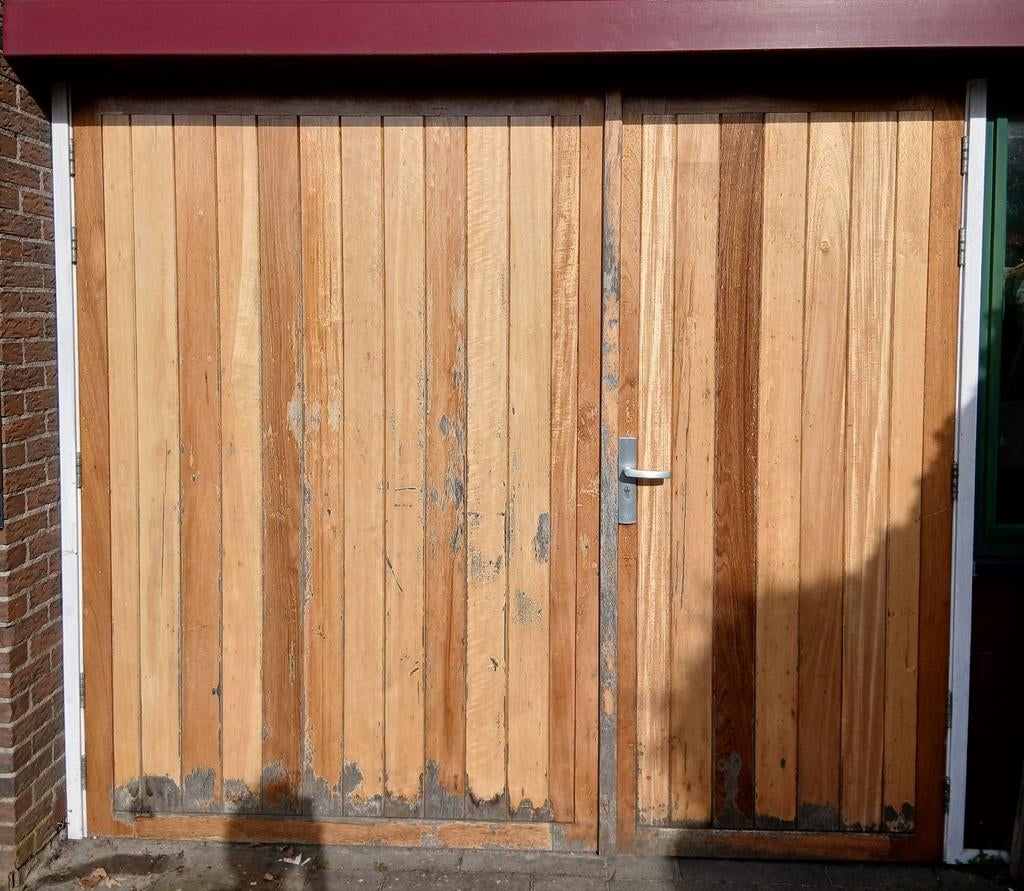Hardhouten Garage/ schuur deuren, Ophalen, Gebruikt, 120 cm of meer, Garagedeur