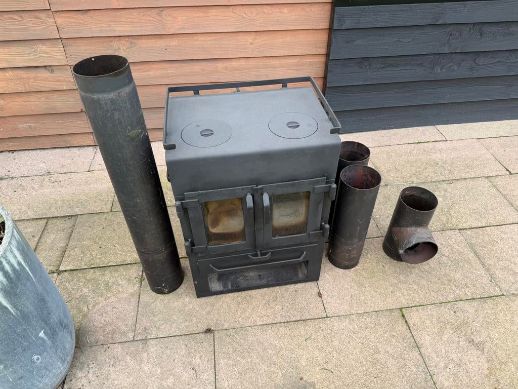 Houtkachel met speksteen, Ophalen, Houtkachel, Zo goed als nieuw, Vrijstaand