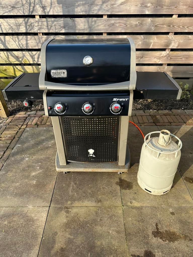 Weber spirit gasbarbeque, Tuin en Terras, Gasbarbecues, Ophalen, Zo goed als nieuw