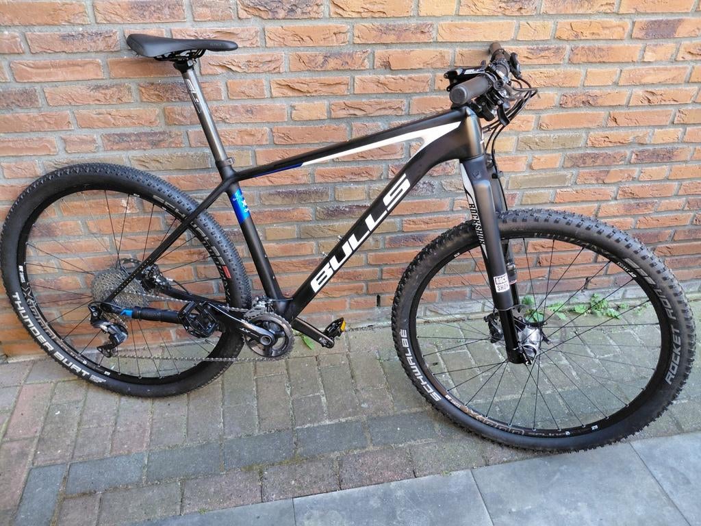 Bulls Black Adder Team met 19 inch carbon frame, Hardtail, 45 tot 49 cm, Zo goed als nieuw, Schijfrem