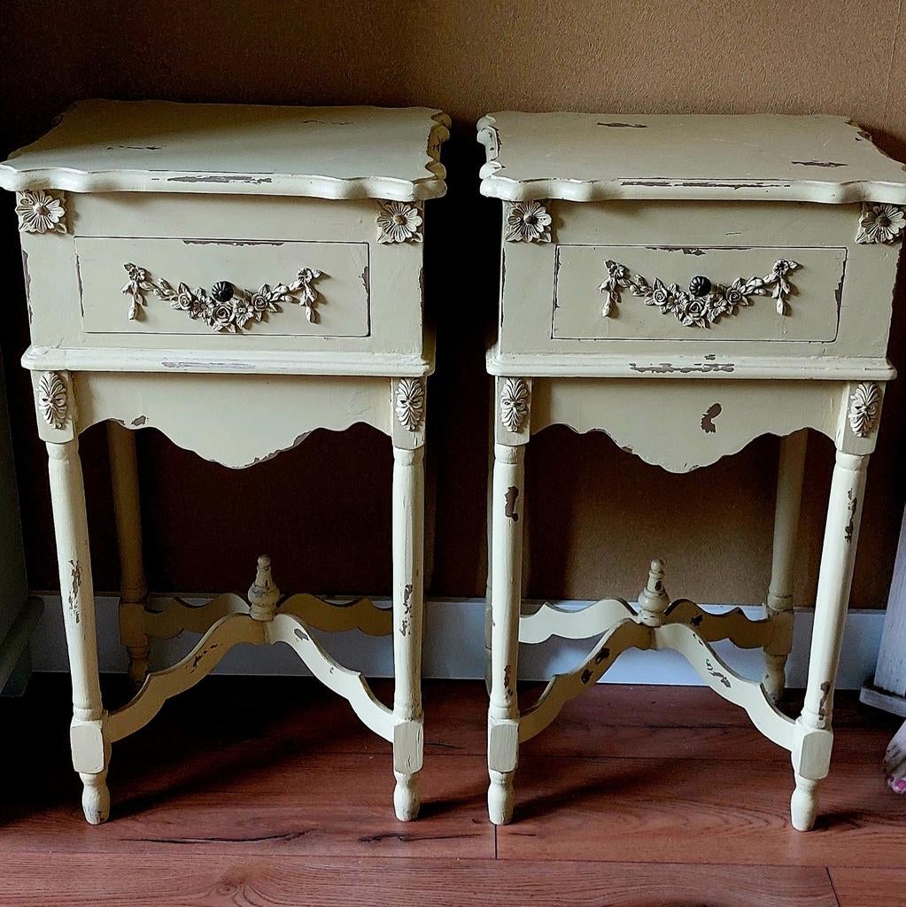 2 schattige oude Franse (nacht) Kastjes, Antiek en Kunst, Ophalen