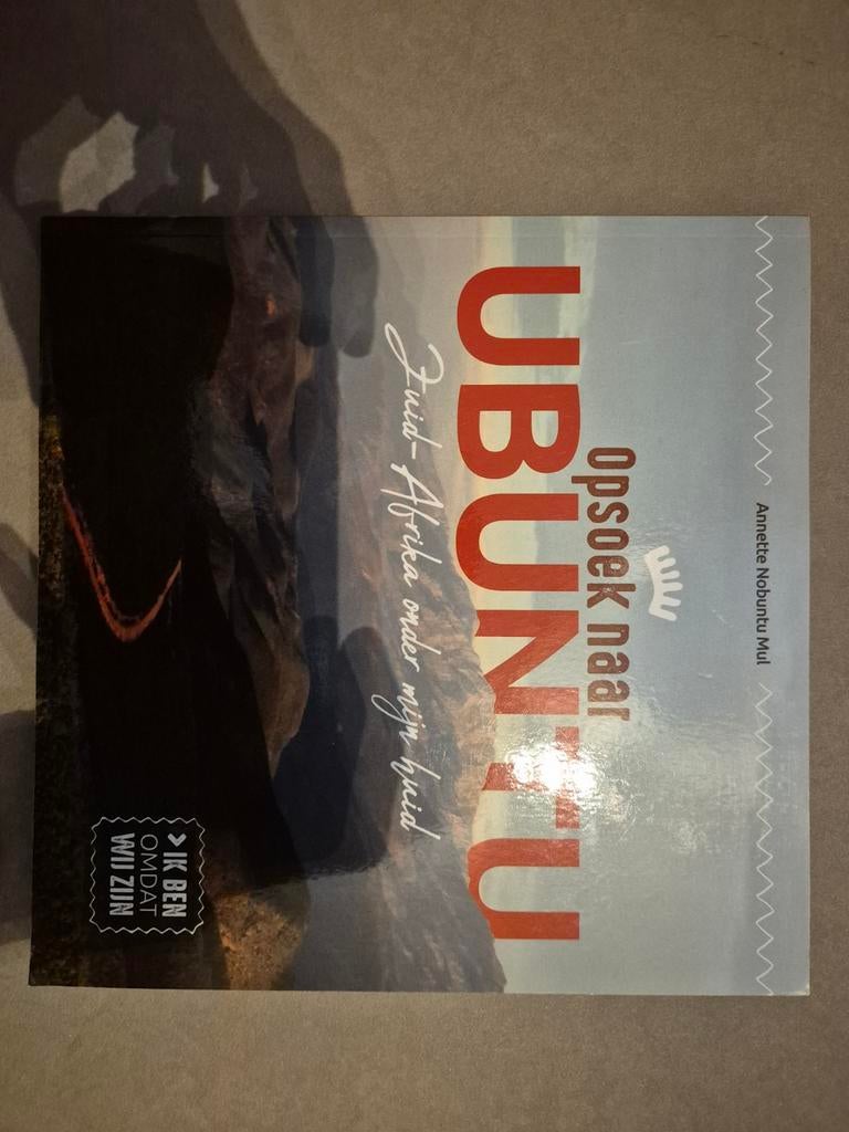 Ubuntu: Op zoek naar Zuid-Afrika onder mijn huid - Nieuw, Overige merken, Nieuw, Ophalen of Verzenden, Reisgids of -boek