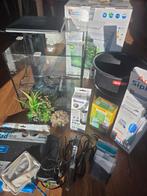Aquarium Superfish Qubiq 30 Pro en toebehoren, Ophalen, Gebruikt, Leeg aquarium