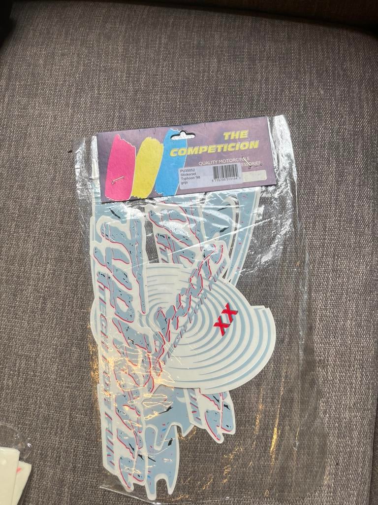 Verschillende NOS stickersets typhoon stalker puch, Ophalen of Verzenden, Nieuw, Overige typen, Piaggio