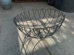 Gratis ophalen: Metalen hangmand voor planten, Ophalen, Gebruikt, Minder dan 60 cm, Rond