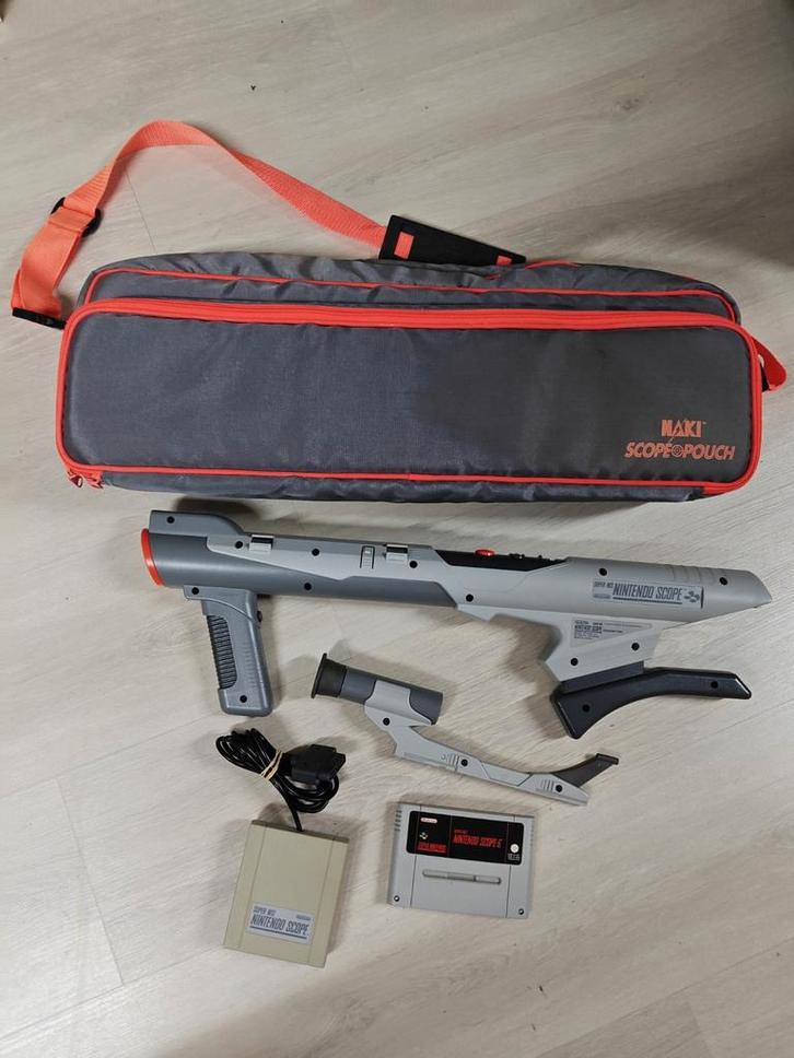 Super Scope 6 met tas en spel voor SNES, Spelcomputers en Games, Games | Nintendo Super NES, Gebruikt, Shooter, 1 speler, Vanaf 7 jaar