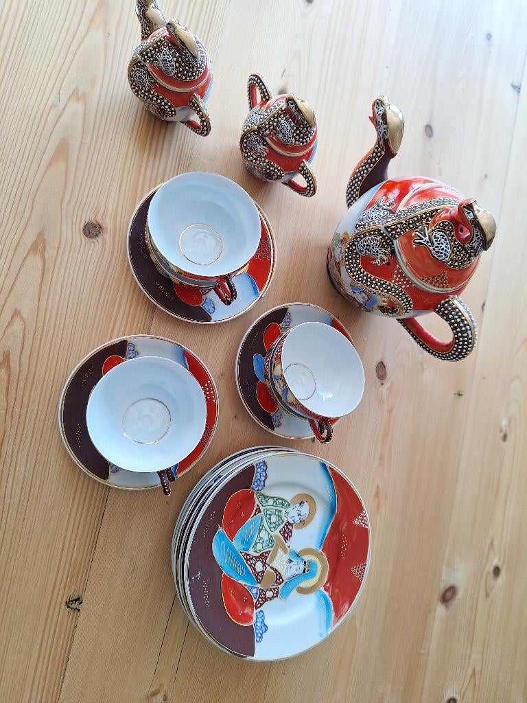 Antiek Satsuma drakenservies, Antiek en Kunst, Ophalen of Verzenden