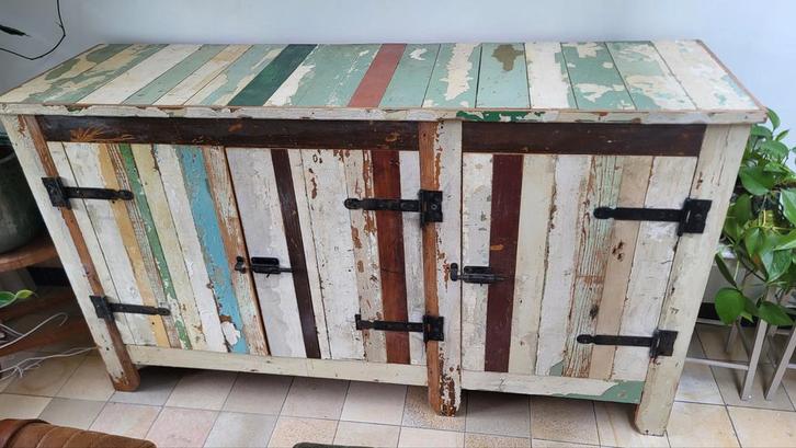 Massief Sloophouten Dressoir, Huis en Inrichting, Kasten | Dressoirs, Gebruikt, 200 cm of meer, 50 tot 75 cm, Met deur(en), Met plank(en)