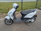 Piaggio Fly 25km snorfiets 4T 2010, Fietsen en Brommers, Scooters | Piaggio, Ophalen, Gebruikt, Maximaal 45 km/u, Fly