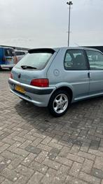 Peugeot 106 1.4 Sport 2001 Grijs, Auto's, Peugeot, Voorwielaandrijving, 4 cilinders, 400 kg, Origineel Nederlands
