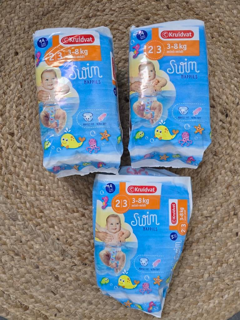 Kruidvat zwemluiers maat 2/3 (3-8 kg) + enkele huggies, Ophalen of Verzenden, Nieuw