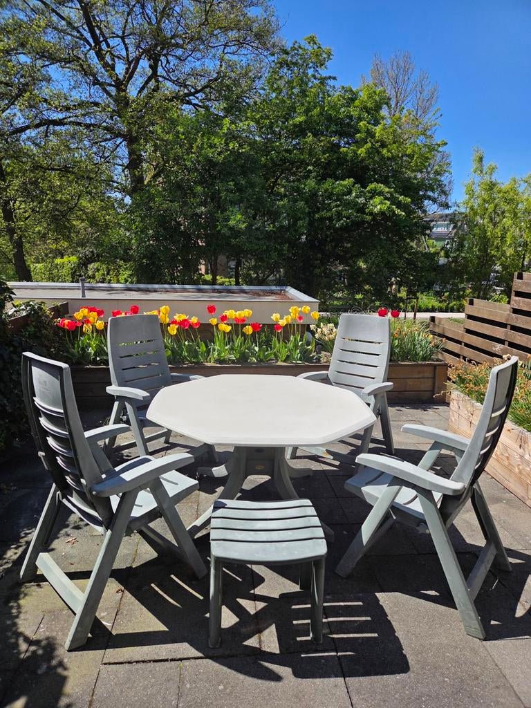 Hartman tuinset met 4 stoelen en tafel, Ophalen, 4 zitplaatsen, Kunststof, Gebruikt