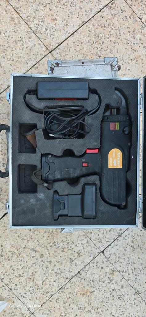Ty-Rap Tytool 7000 Kabelbindertang in Koffer, Doe-het-zelf en Verbouw, Gereedschap | Handgereedschap, Gebruikt, Ophalen of Verzenden