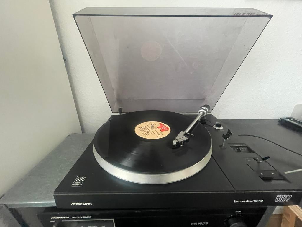 Aristona 5677 platenspeler – vintage | werkt | met kabels, Ophalen, Zo goed als nieuw, Philips