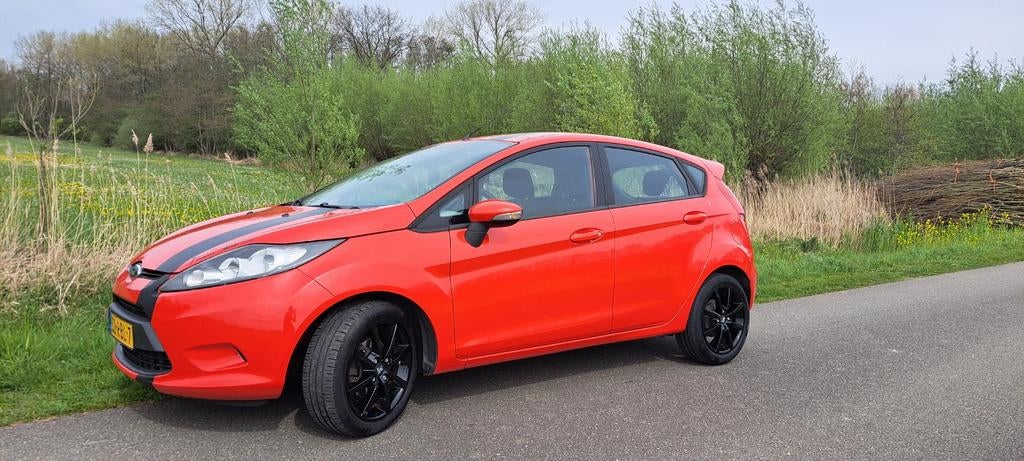 Ford Fiësta 1.25 44KW 5DR 2011 Rood, Auto's, Voorwielaandrijving, Stof, 40 €/maand, 4 cilinders