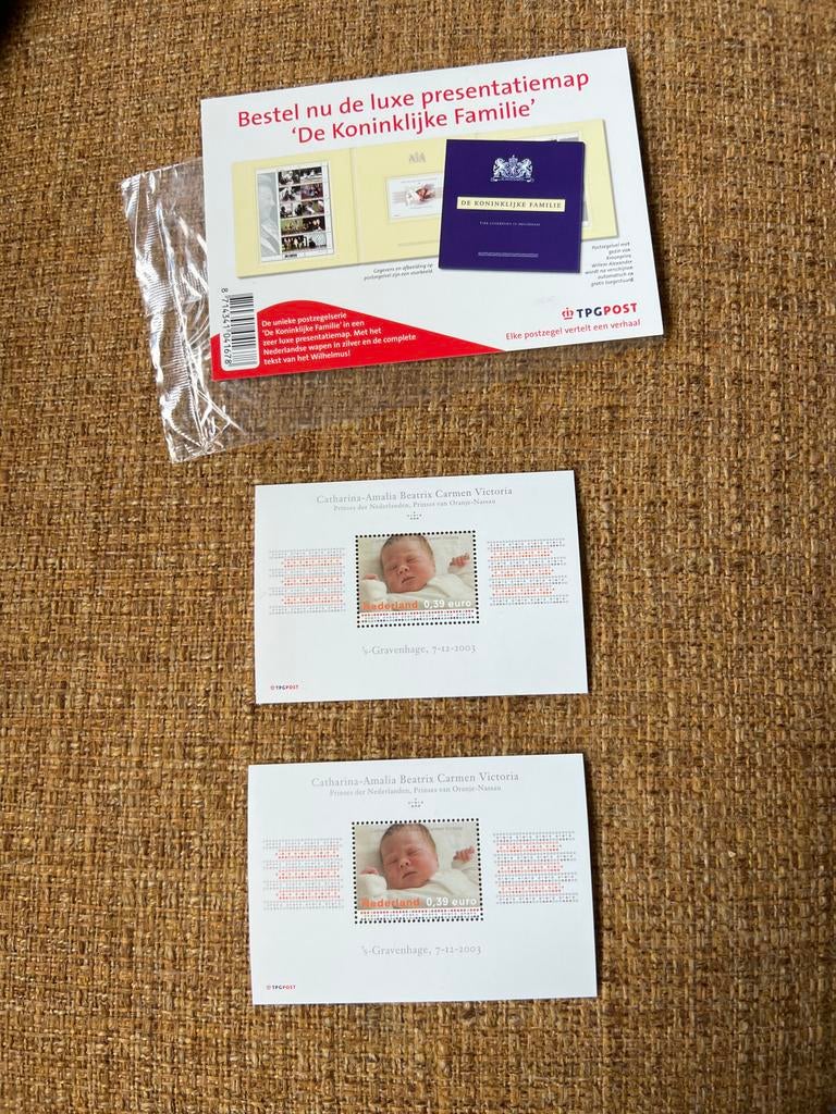 2 Postzegels Geboorte Prinses Amalia in originele verpakking, Postzegels en Munten, Postzegels | Nederland, Ophalen of Verzenden