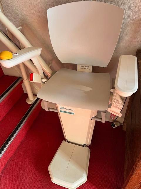 TEAB: TRAPLIFT van OTOLIFT uit 2021, Diversen, Trapliften, Gebruikt, Met bocht, Ophalen