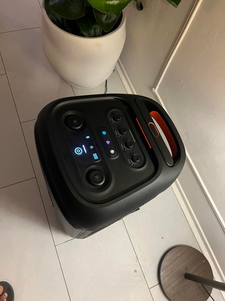 JBL PartyBox 320 – Amper gebruikt (incl. aankoopbon), JBL, Overige typen, Ophalen of Verzenden, Zo goed als nieuw