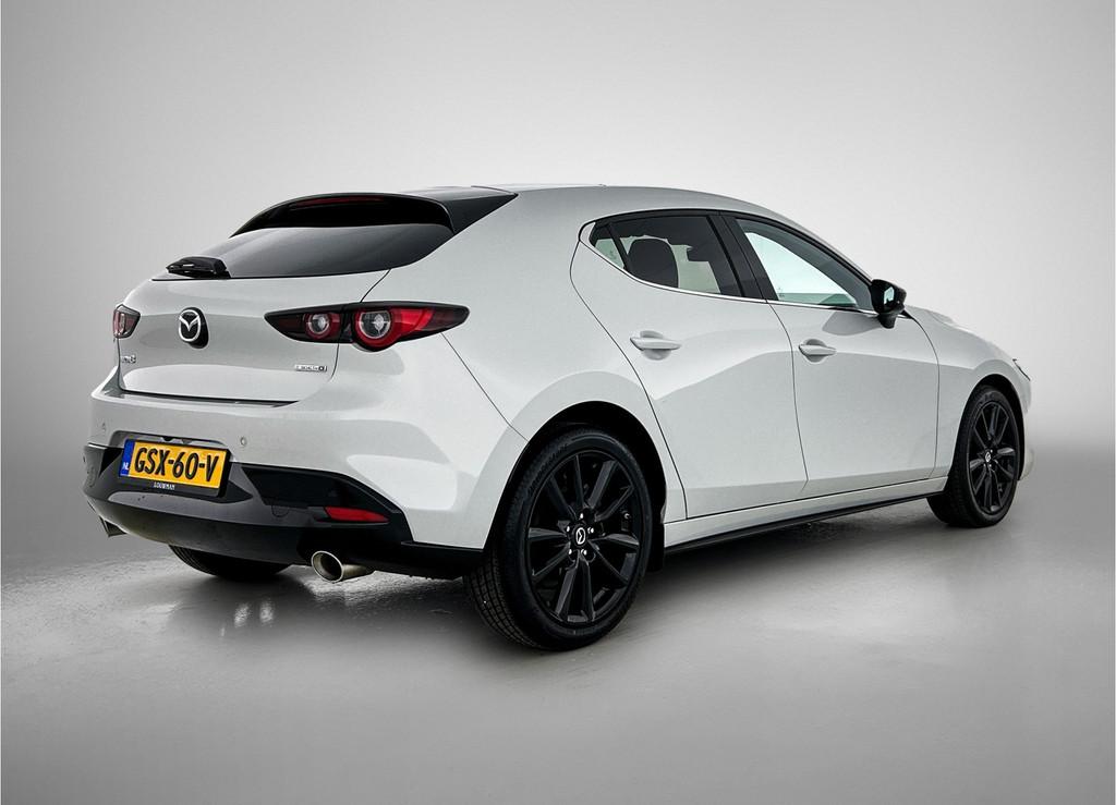 Mazda 3 2.0 e-SkyActiv-X M Hybrid 186 Homura . (bj 2024), Auto's, Mazda, Stof, Gebruikt, Zwart, Wit
