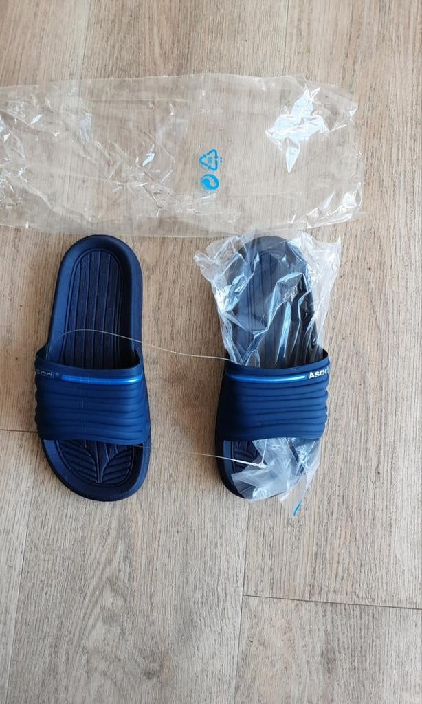 Asadi slippers - duurzaam en comfortabel, Slippers, Blauw, Nieuw, Ophalen of Verzenden