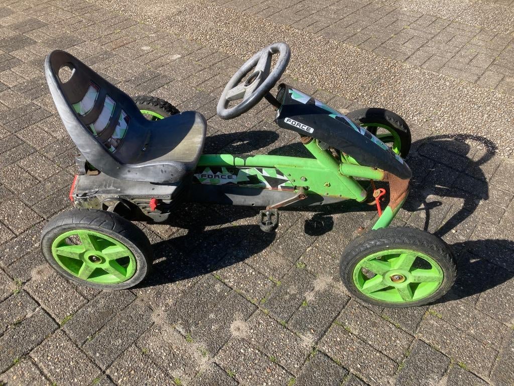 2x skelter en 1x aanhanger samen in 1 koop voor Eur 100,00, Ophalen, Gebruikt, Berg, Vrijloopautomaat