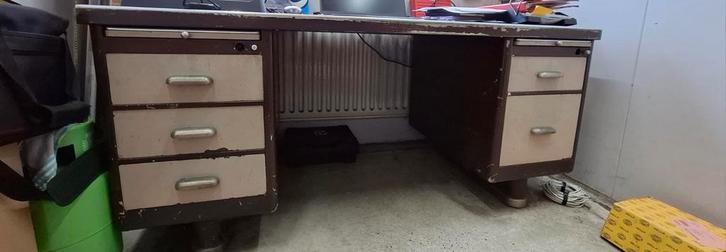 Gispen Bureau - Vintage Stalen Bureau, Huis en Inrichting, Bureaus, Gebruikt, Bureau, Ophalen