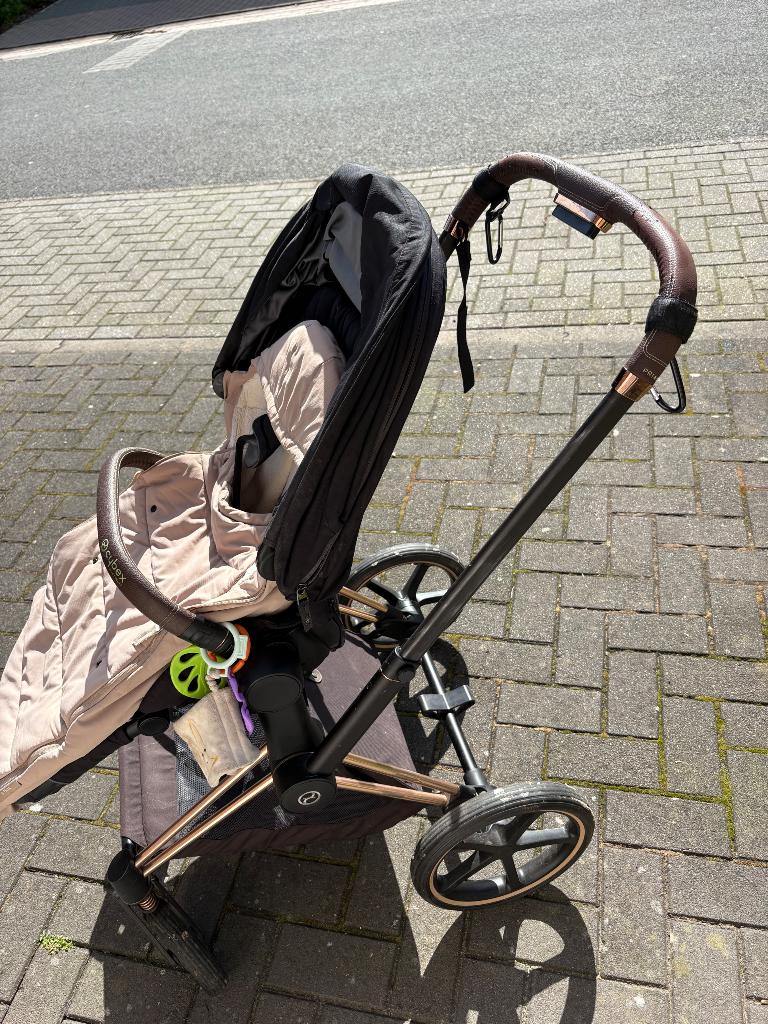 Cybex Priam rosegold - zwart 3 delige set, Zo goed als nieuw, Verstelbare duwstang, Ophalen, Kinderwagen